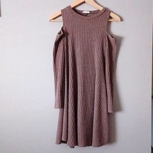 Pinc Brown cold shoulder dress